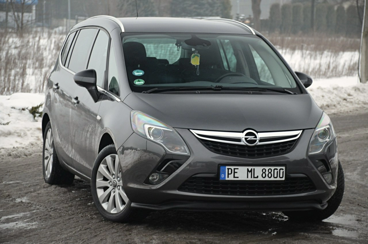Opel Zafira - Główne zdjęcie