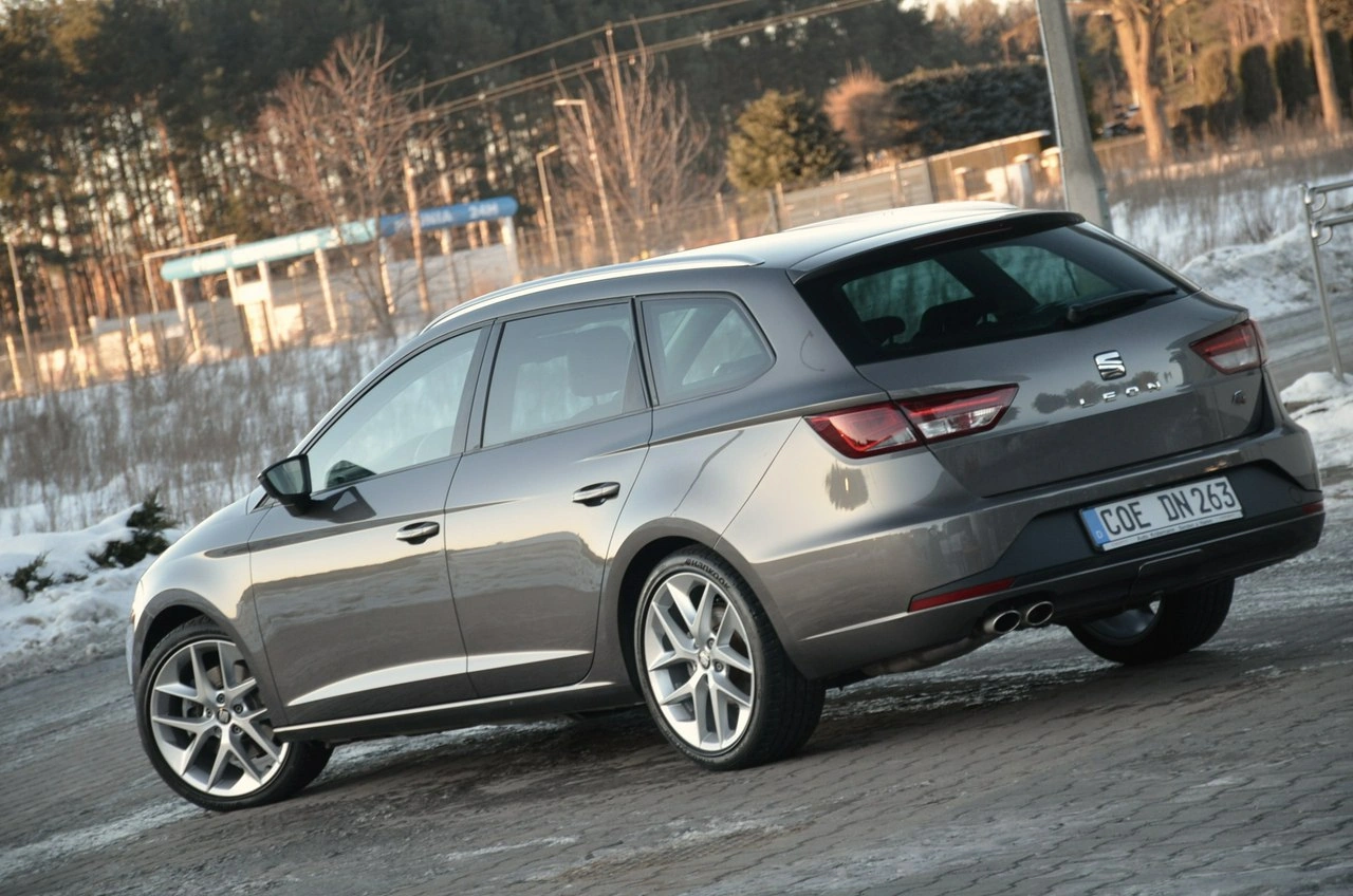 Seat Leon - Zdjęcie 10