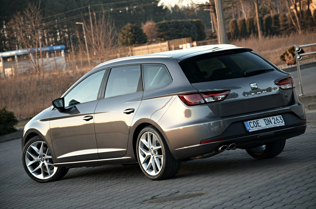 Seat Leon - Zdjęcie 11