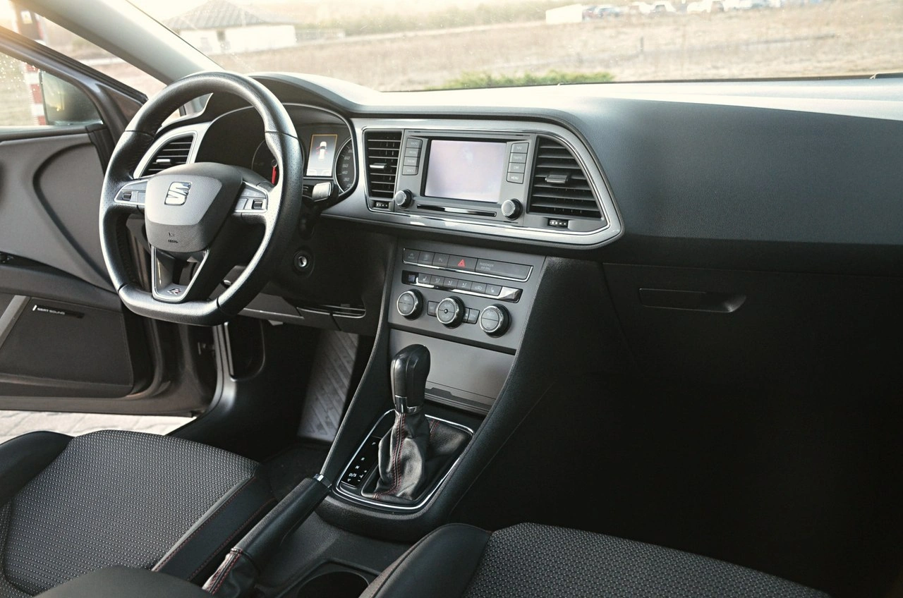 Seat Leon - Zdjęcie 18