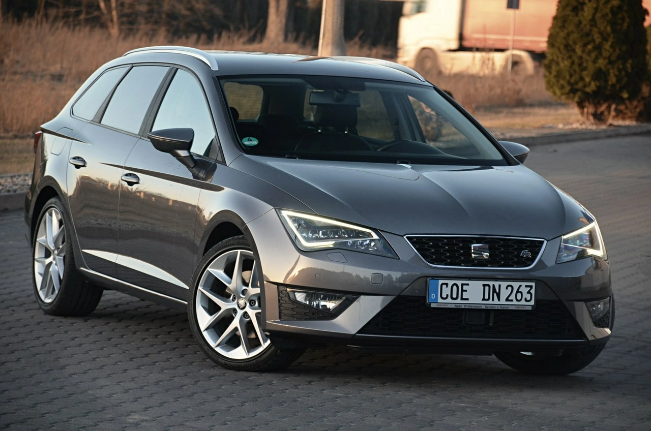 Seat Leon - Zdjęcie 25