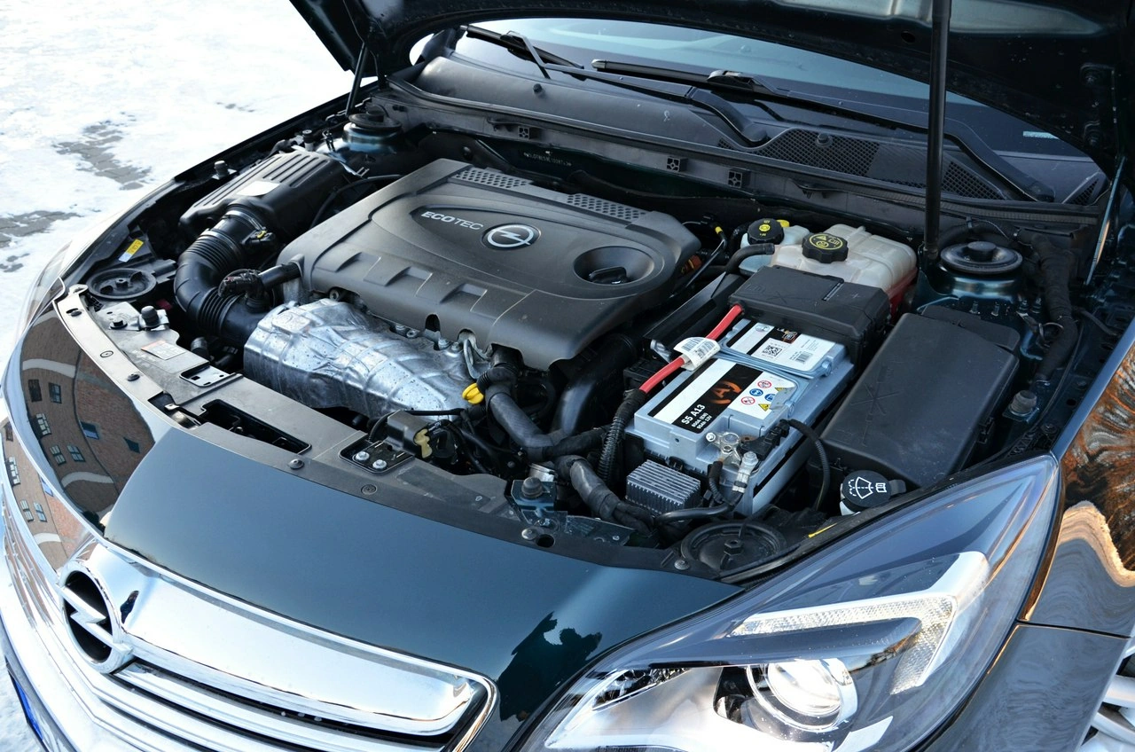 Opel Insignia - Zdjęcie 10