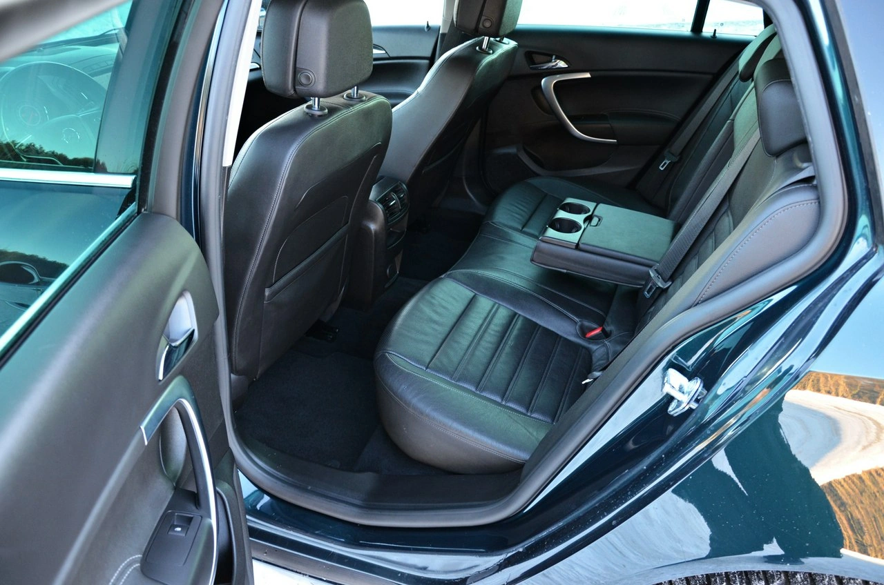 Opel Insignia - Zdjęcie 30