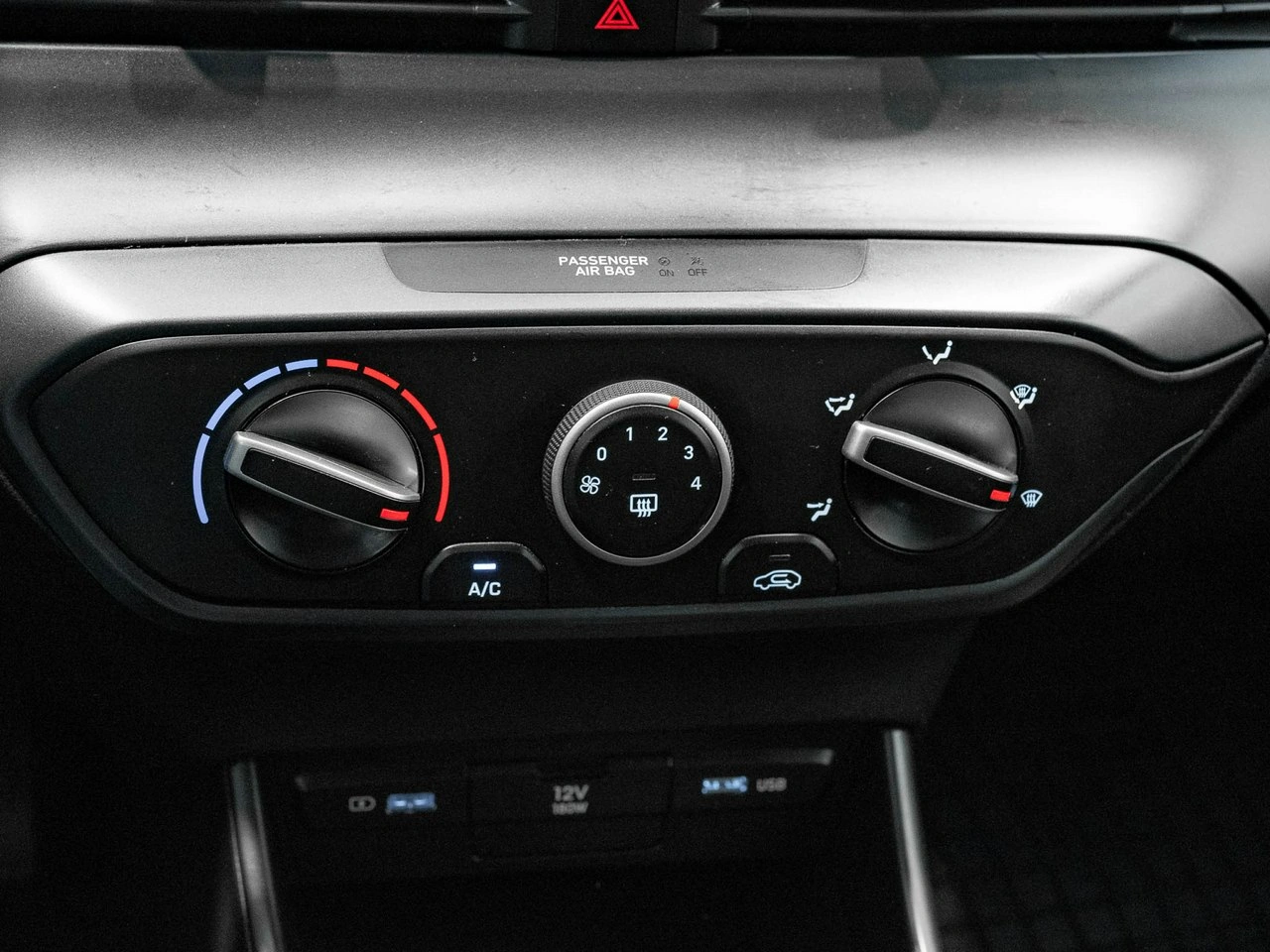 Hyundai i20 - Zdjęcie 15