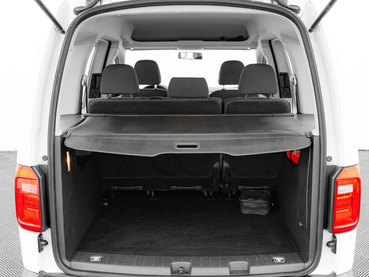 Volkswagen Caddy - Zdjęcie 18