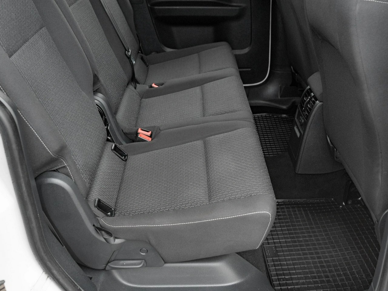 Volkswagen Caddy - Zdjęcie 19