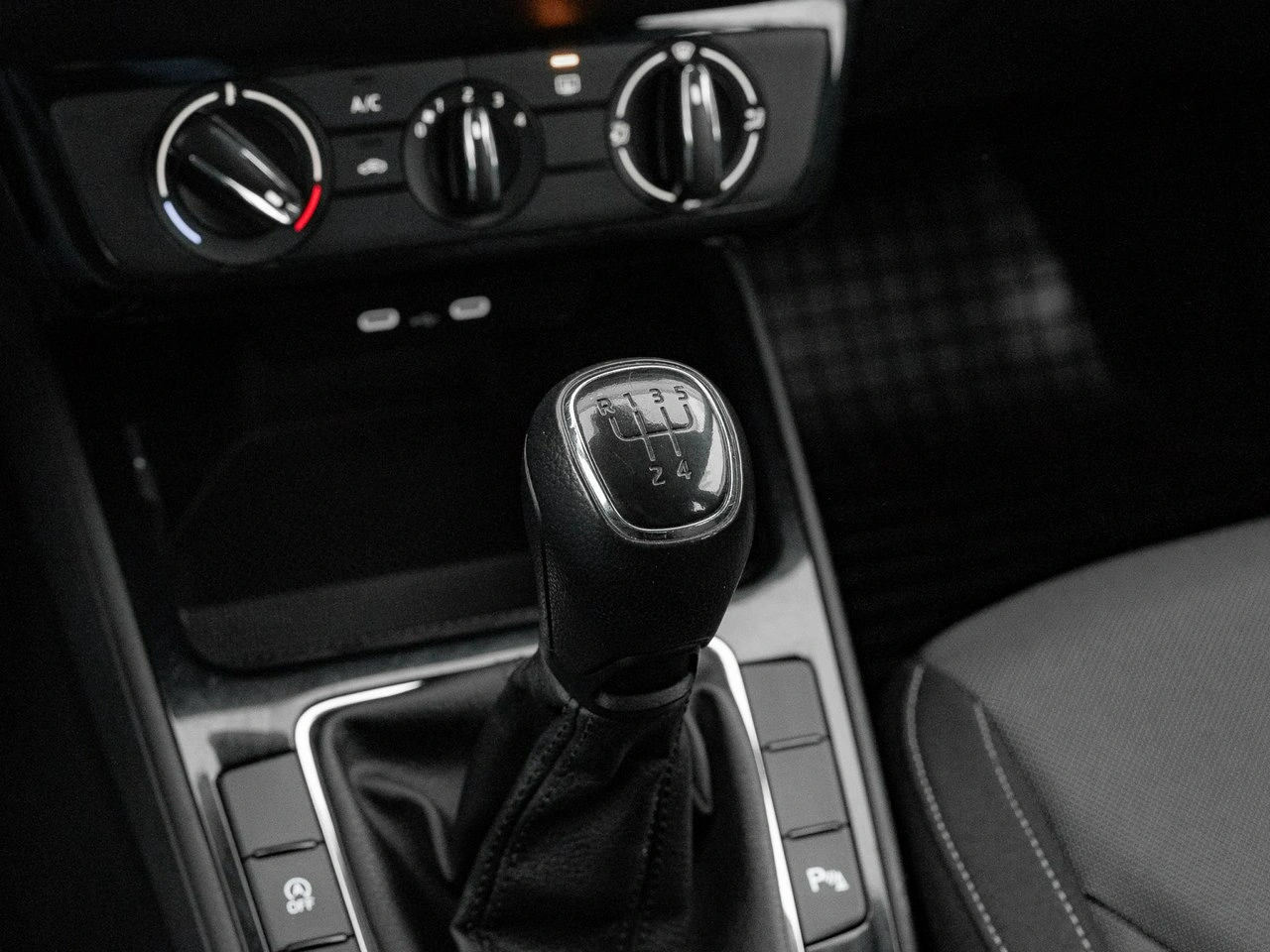 Skoda Fabia - Zdjęcie 13