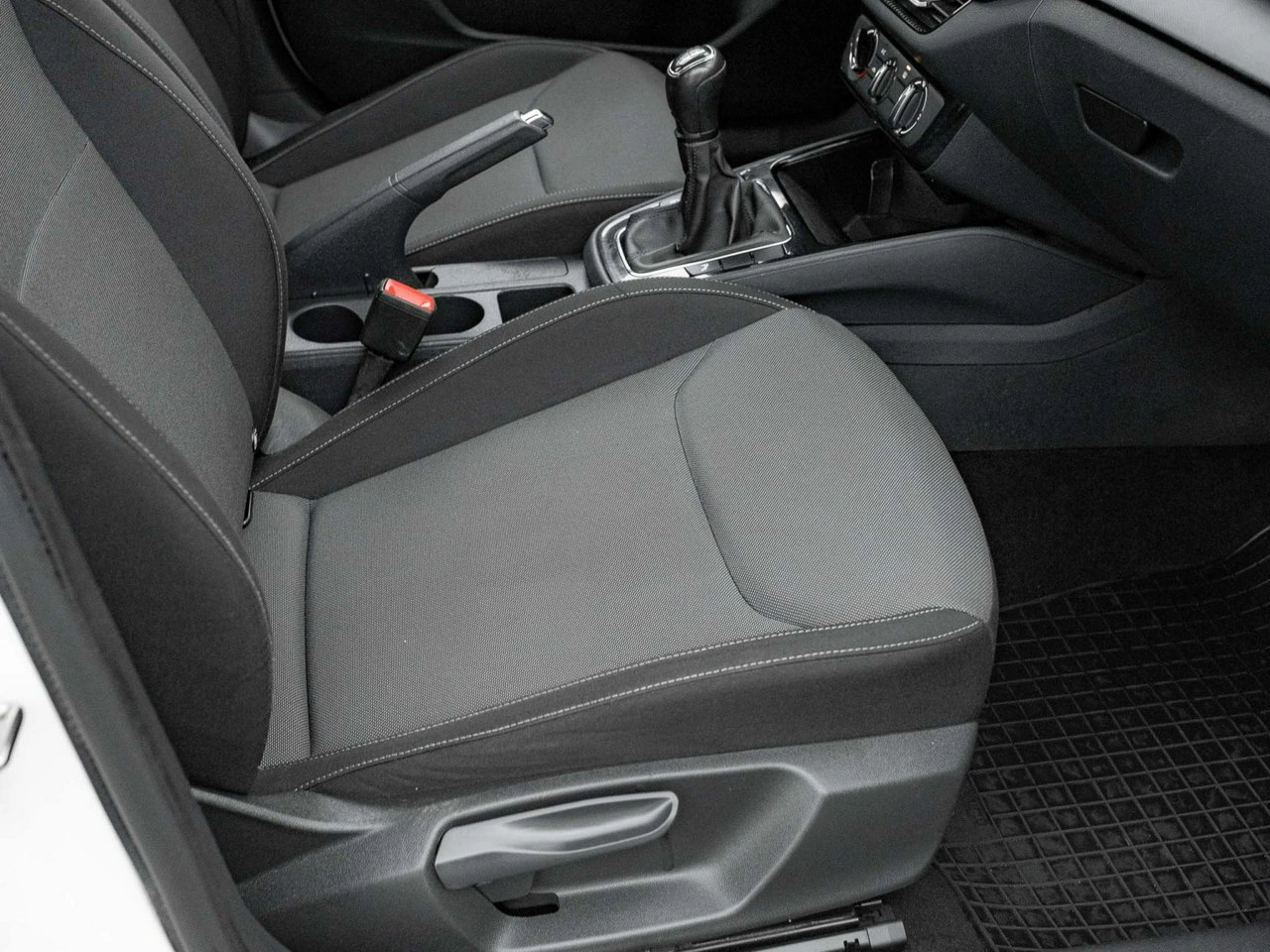 Skoda Fabia - Zdjęcie 28