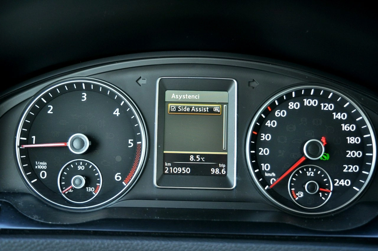 Volkswagen Multivan - Zdjęcie 24