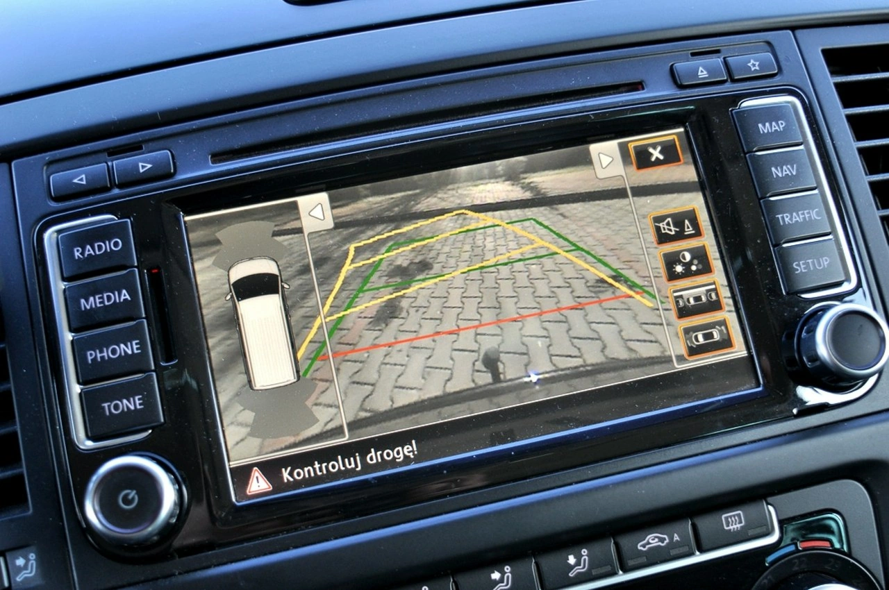 Volkswagen Multivan - Zdjęcie 30