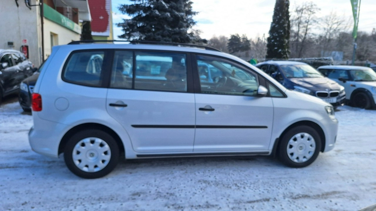 Volkswagen Touran - Zdjęcie 6