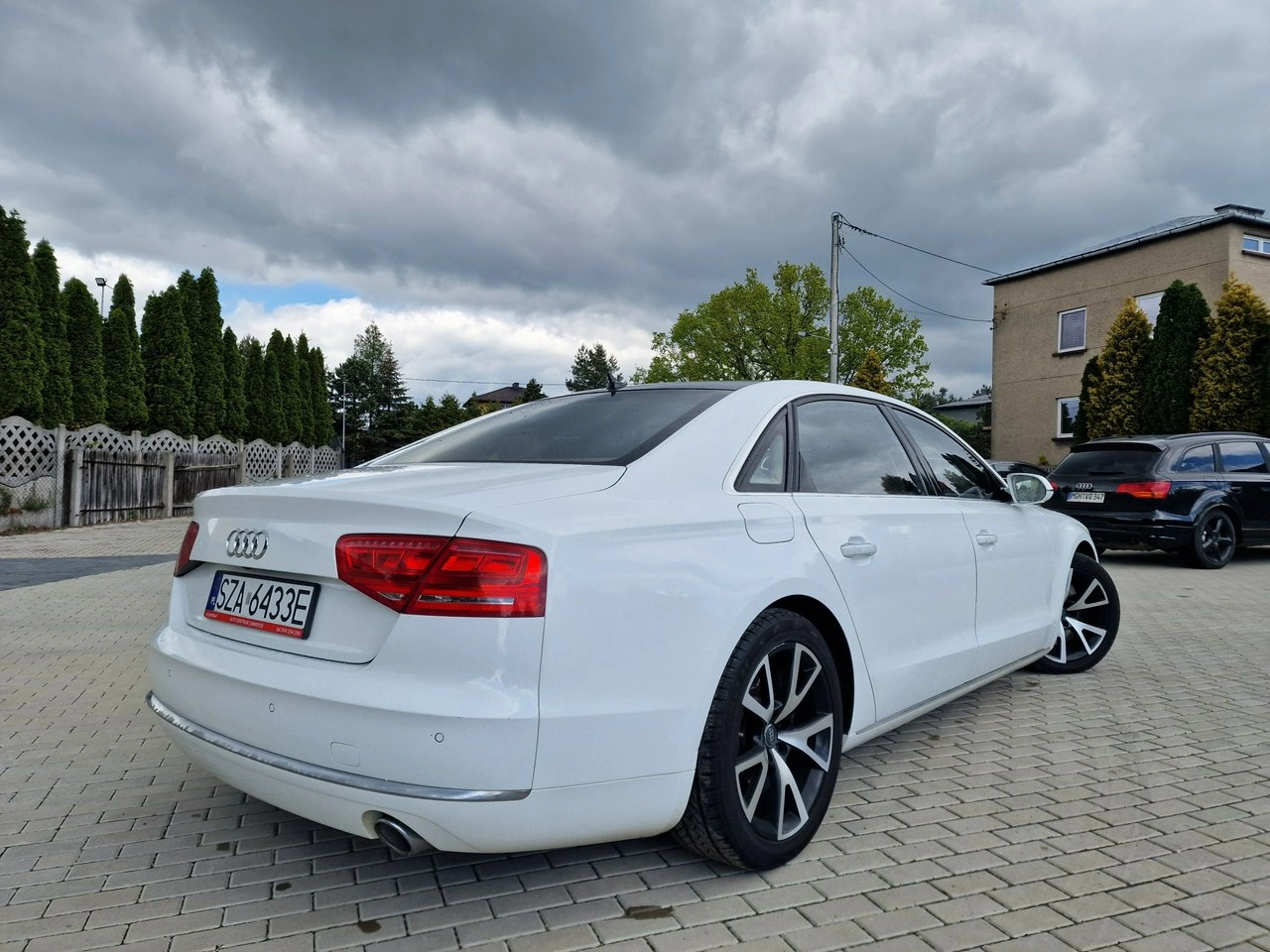 Audi A8 - Zdjęcie 9