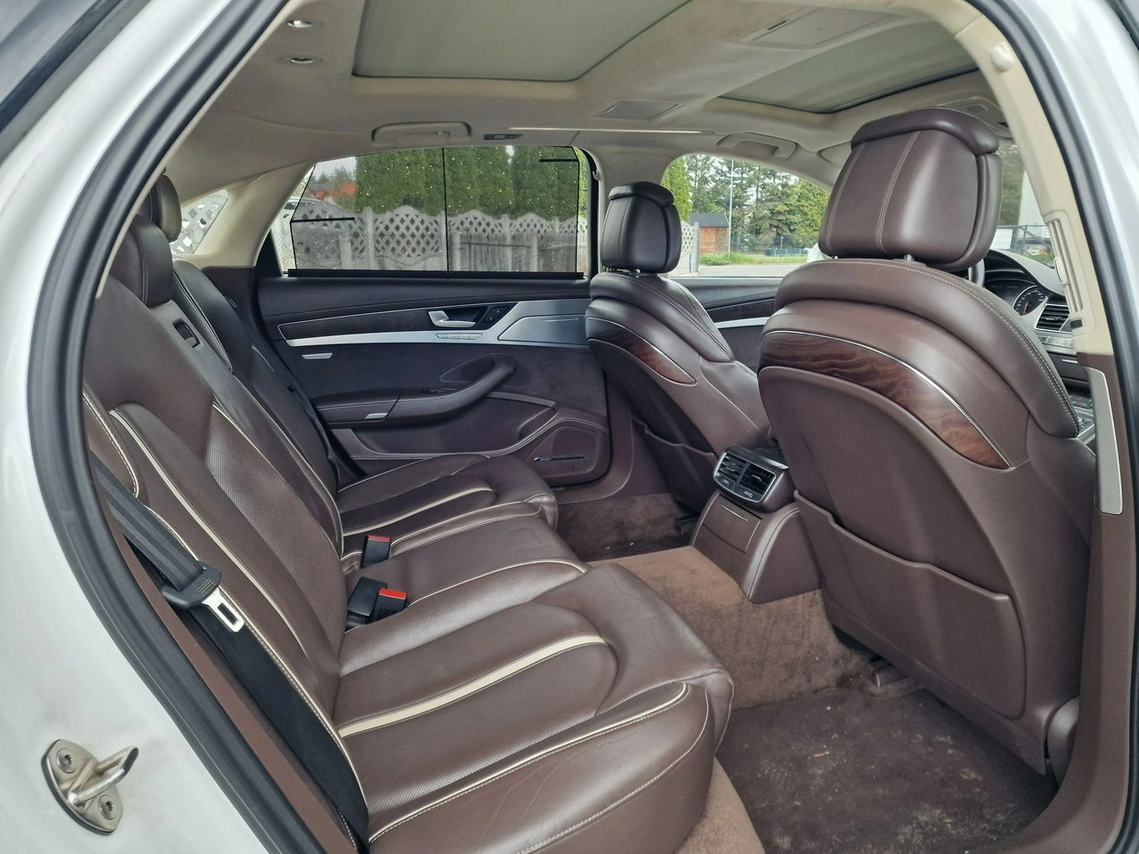 Audi A8 - Zdjęcie 11