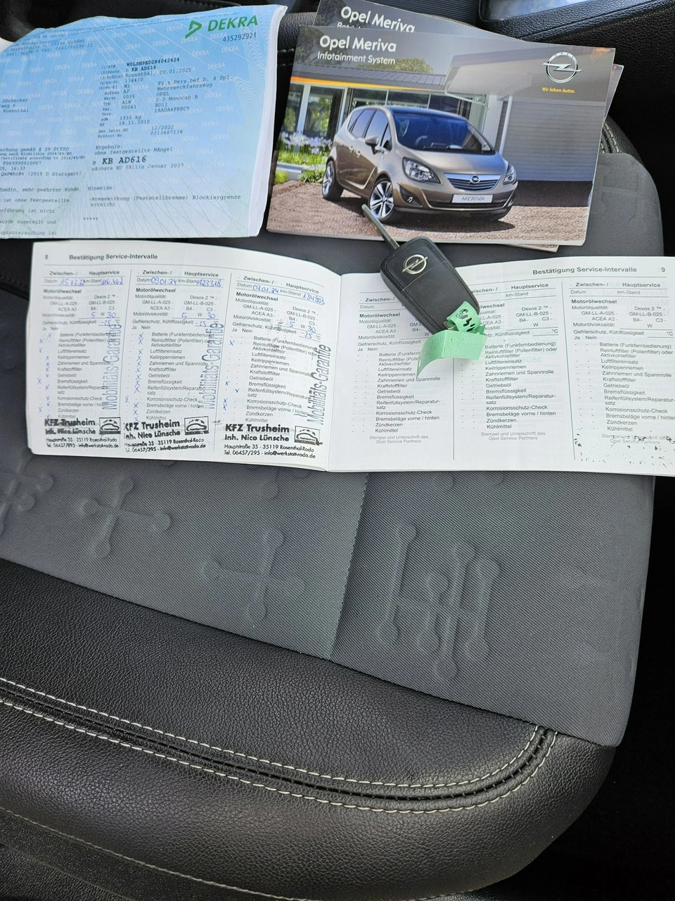 Opel Meriva - Zdjęcie 16