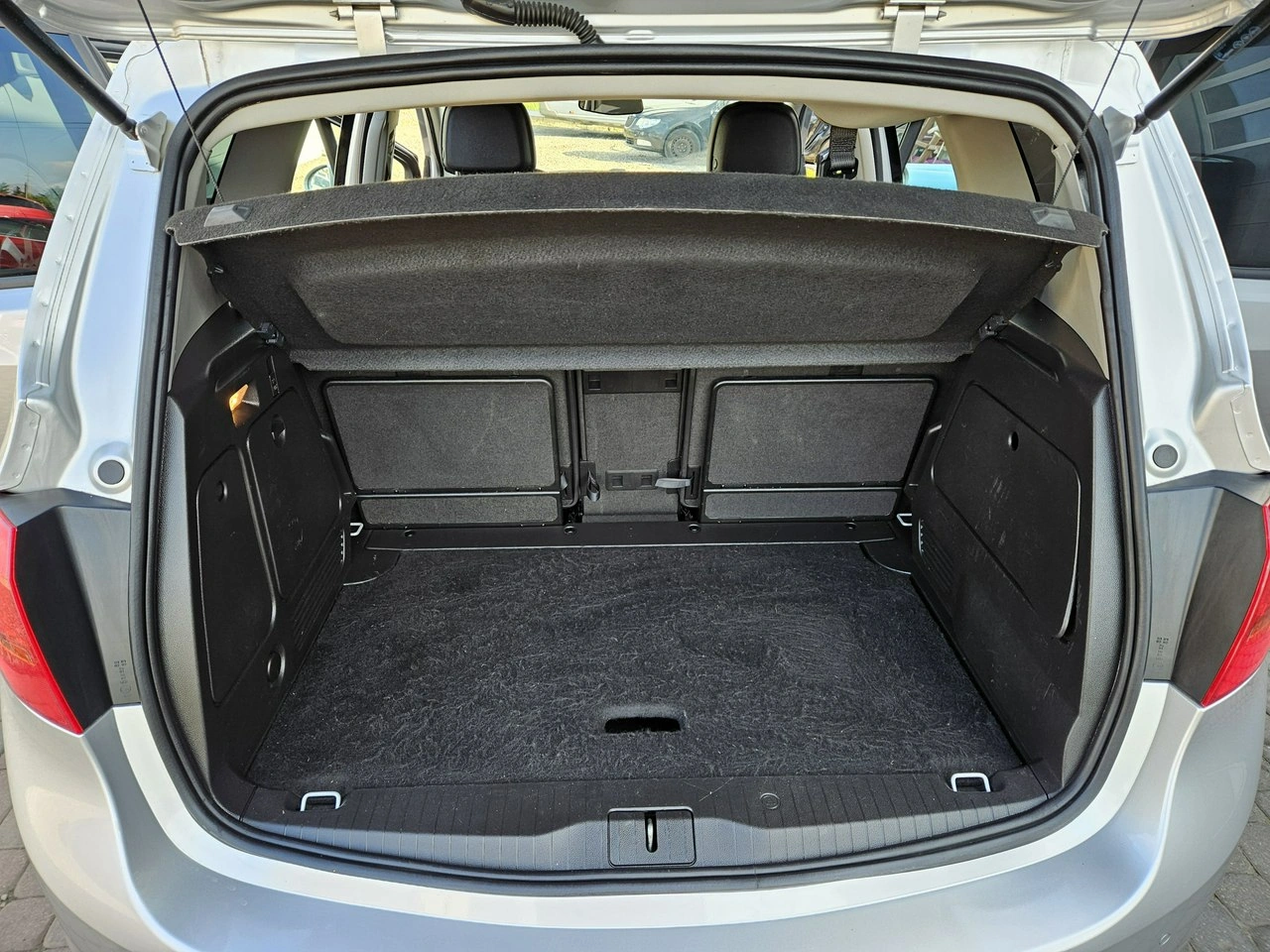 Opel Meriva - Zdjęcie 17