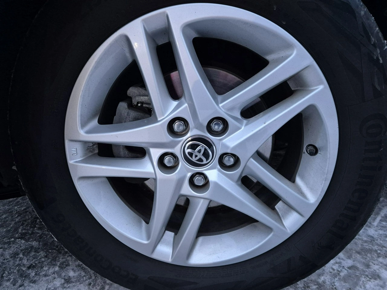 Toyota C-HR - Zdjęcie 19