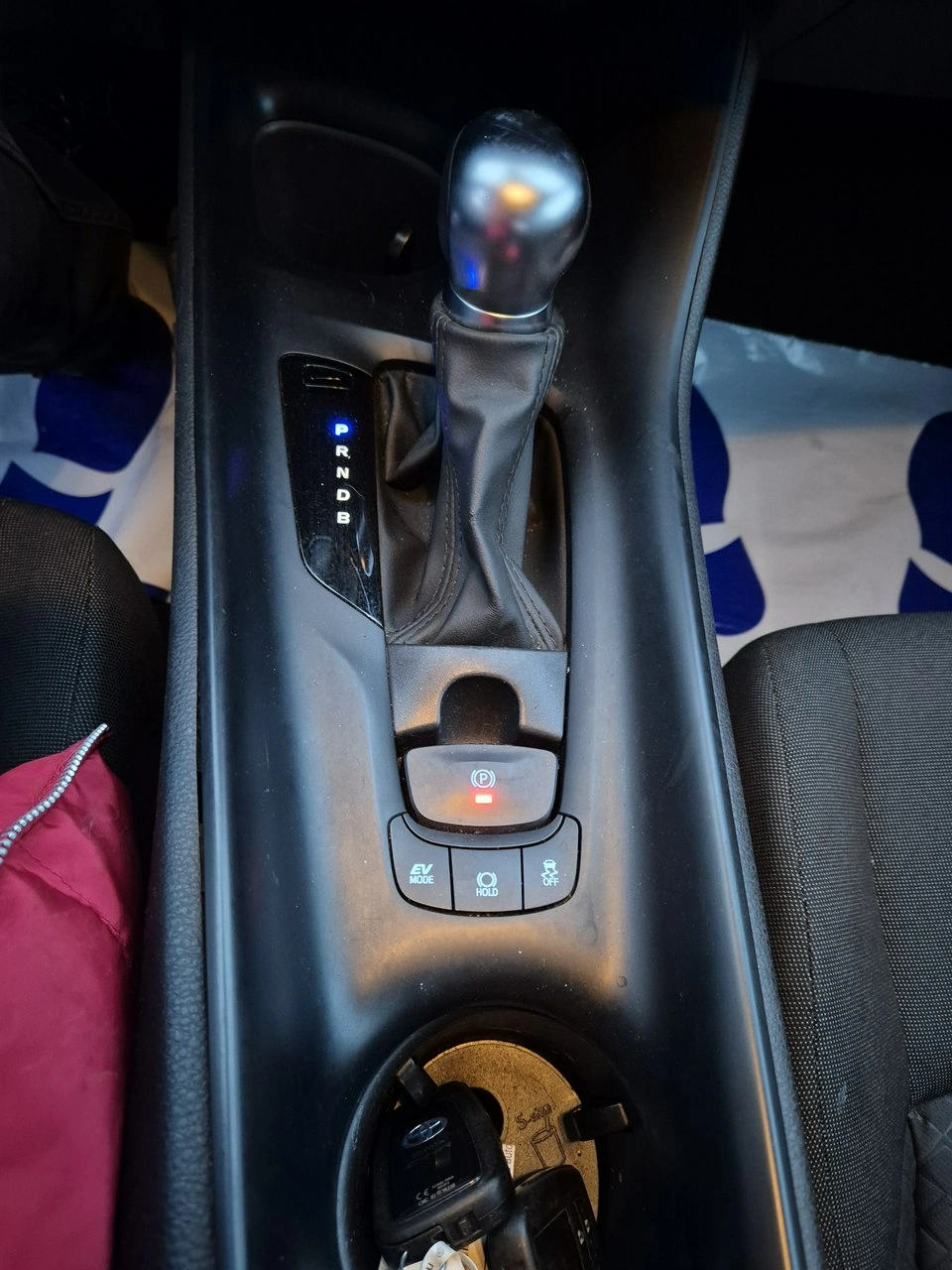 Toyota C-HR - Zdjęcie 24