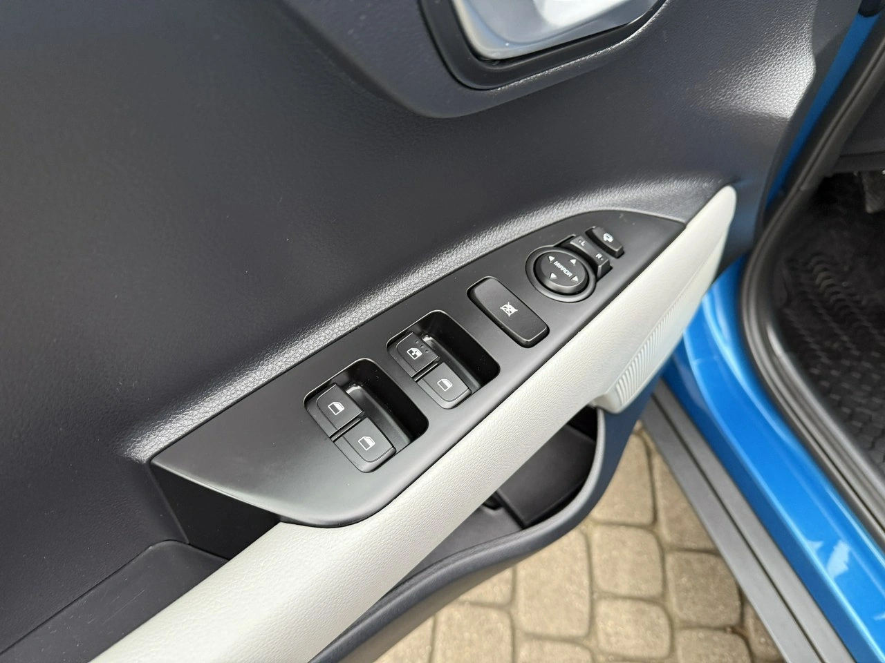 Kia Stonic - Zdjęcie 20