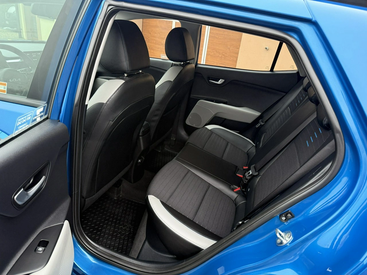 Kia Stonic - Zdjęcie 26