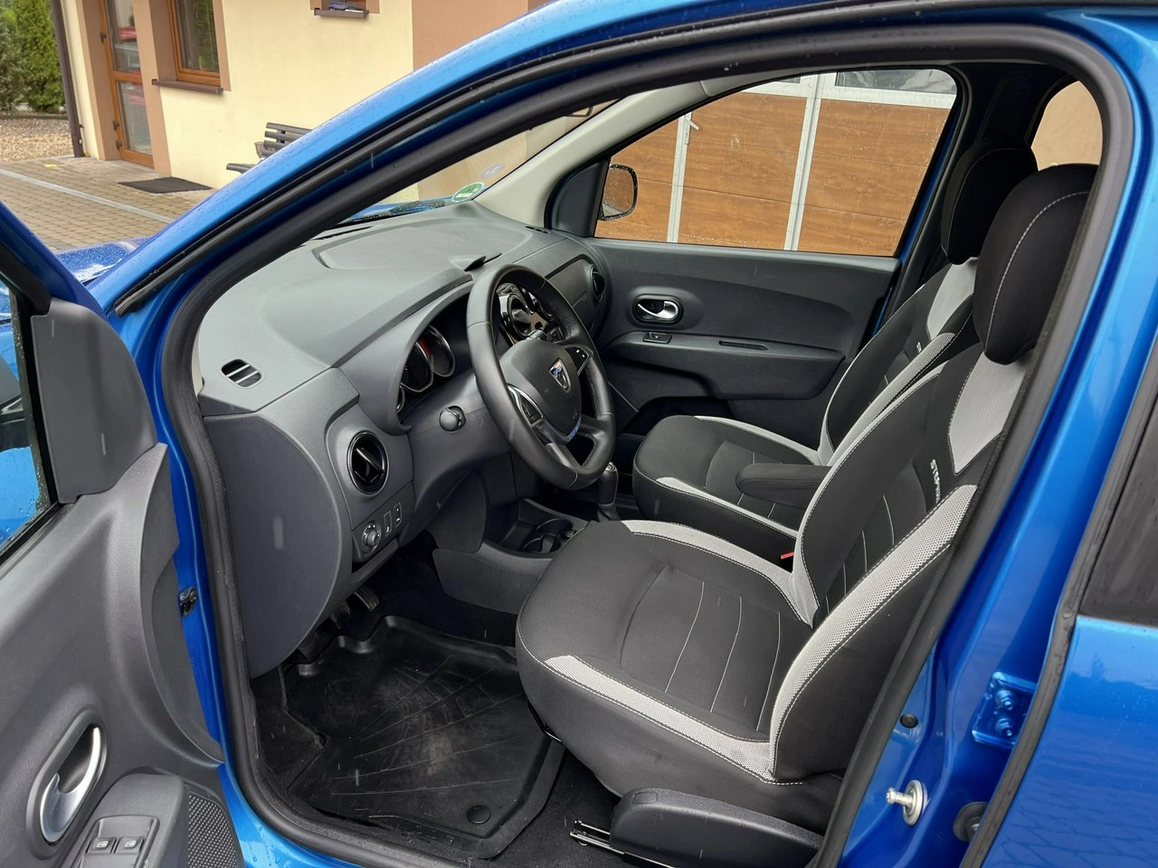 Dacia Lodgy - Zdjęcie 21