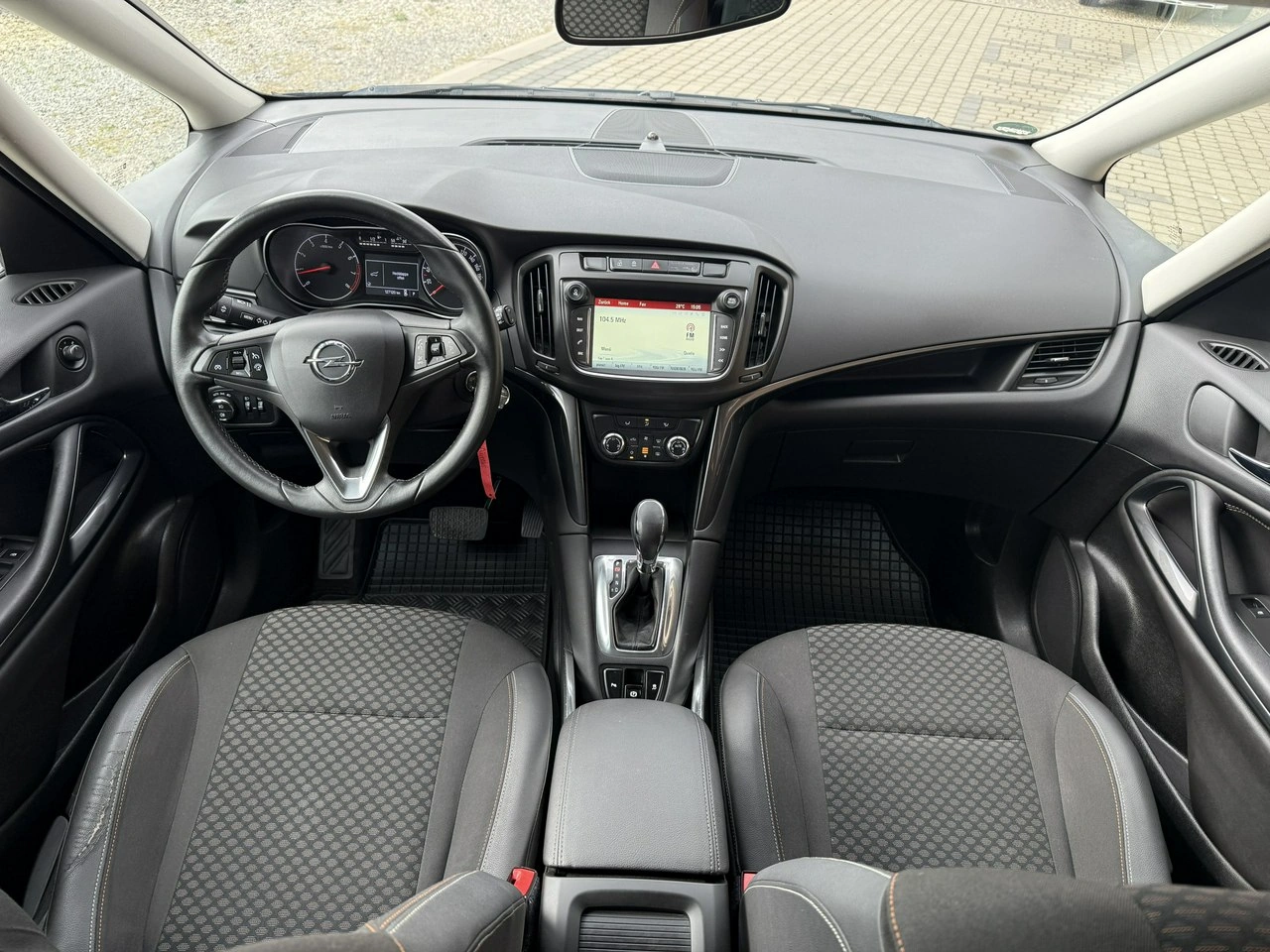 Opel Zafira - Zdjęcie 13