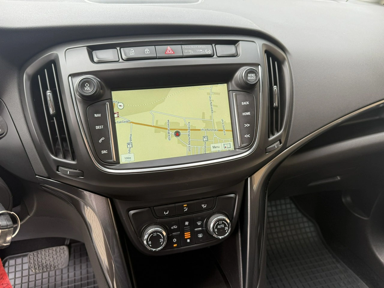 Opel Zafira - Zdjęcie 16