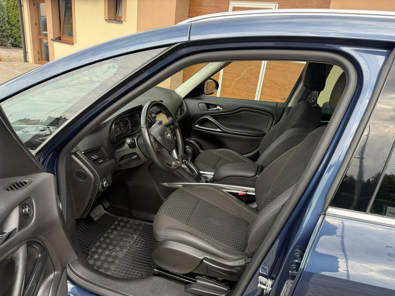 Opel Zafira - Zdjęcie 21