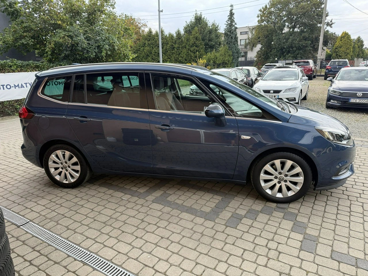 Opel Zafira - Zdjęcie 4