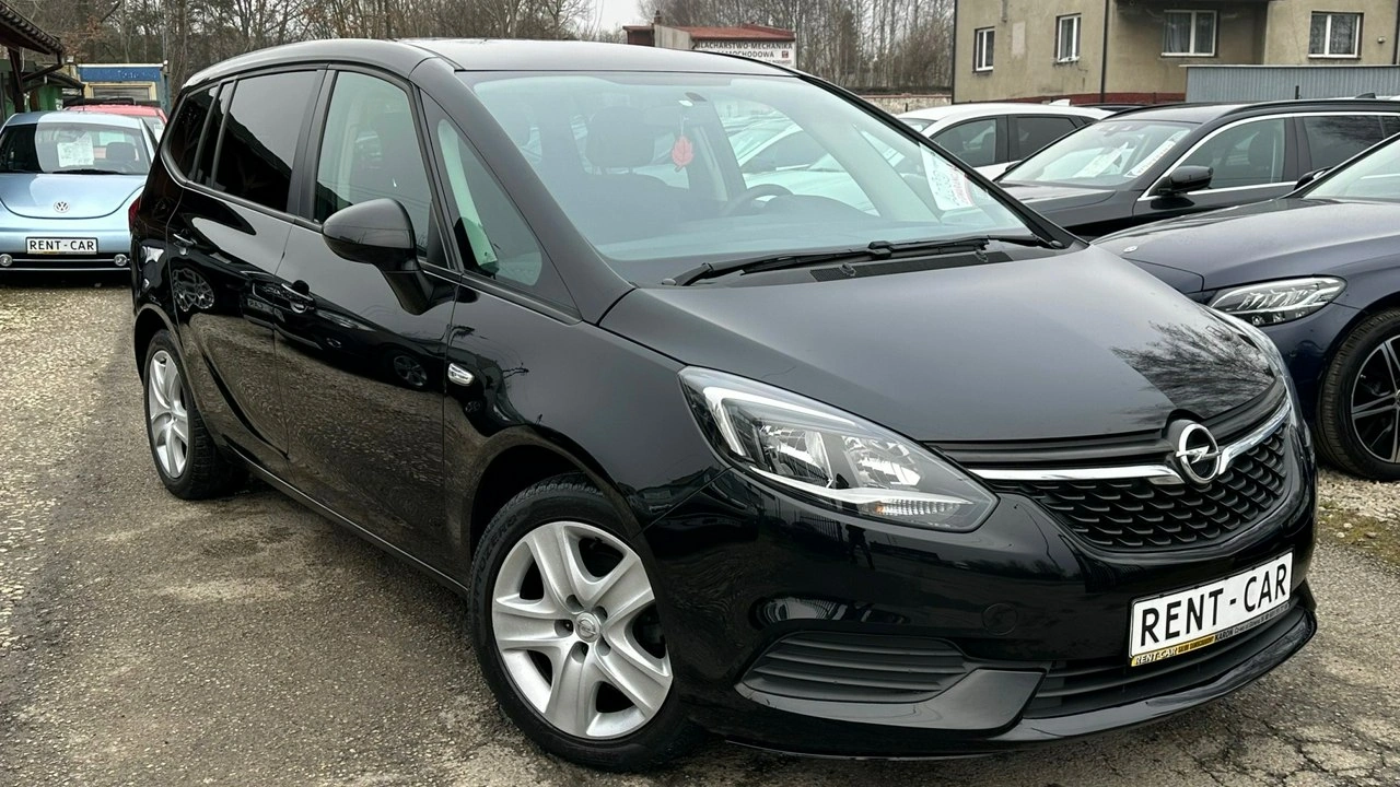 Opel Zafira - Zdjęcie 4