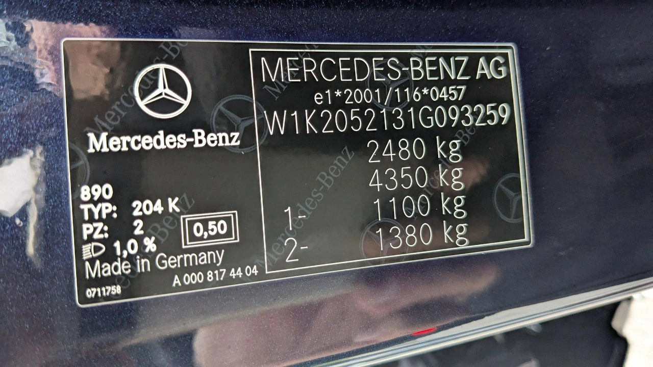 Mercedes C 300 - Zdjęcie 21
