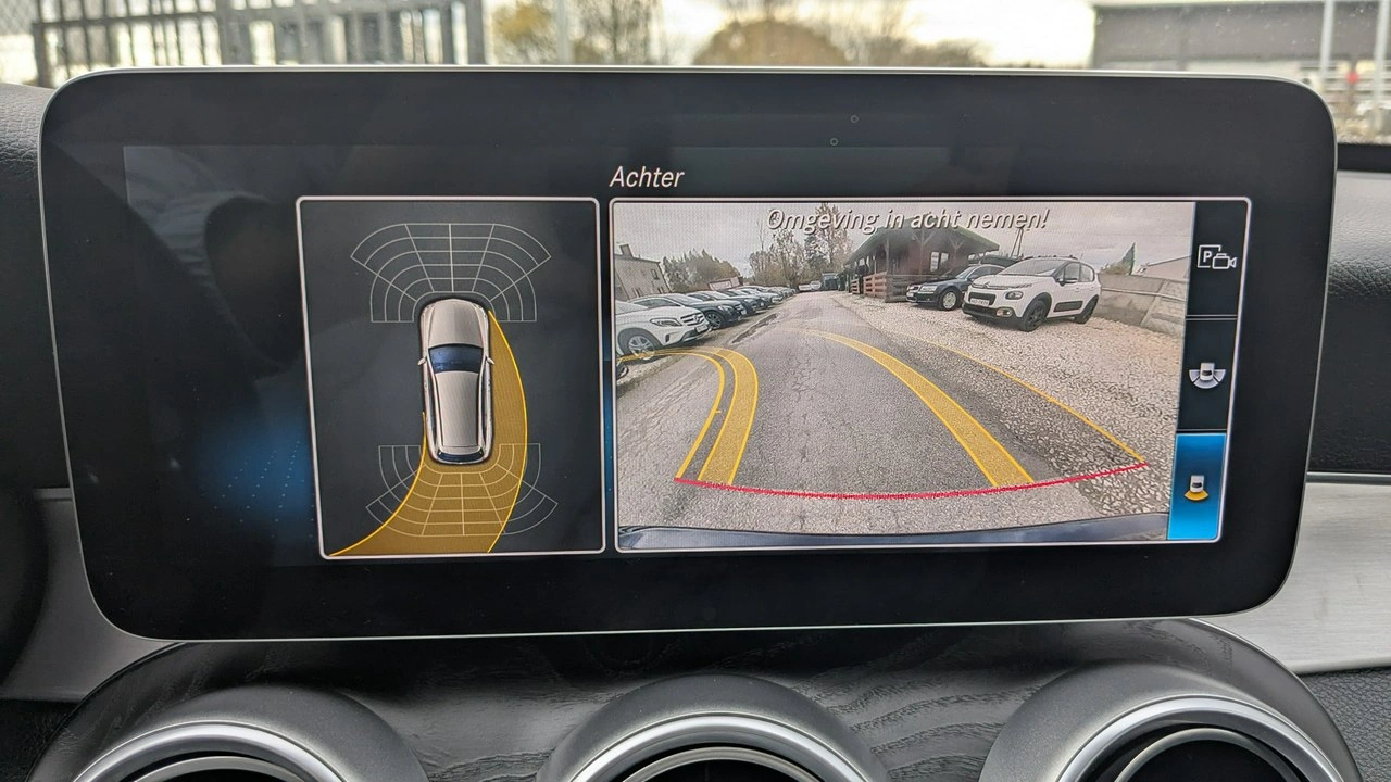 Mercedes C 300 - Zdjęcie 24