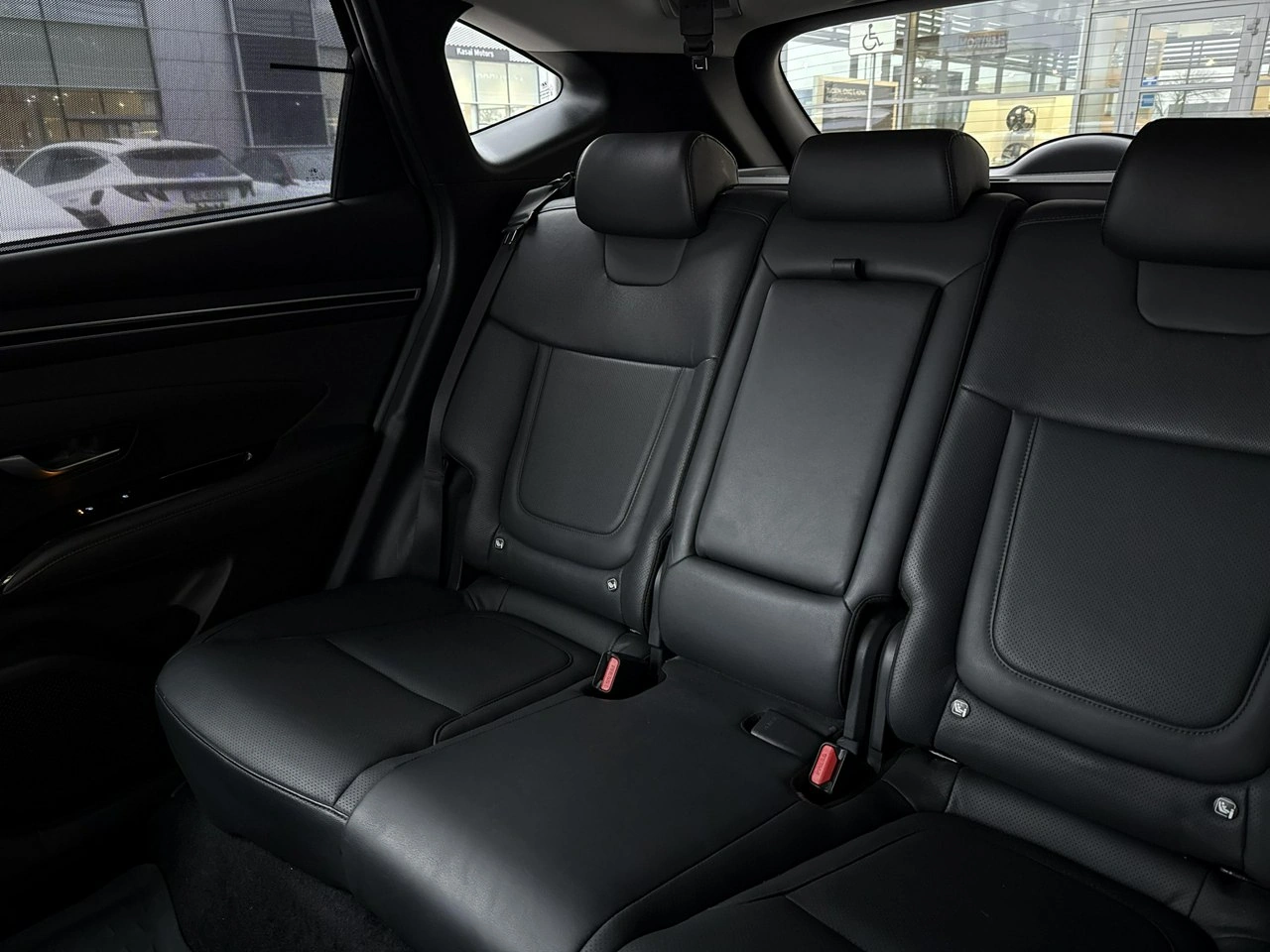 Hyundai Tucson - Zdjęcie 25