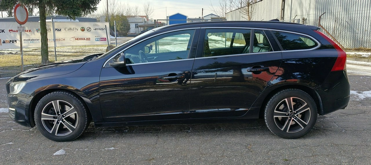 Volvo V60 - Zdjęcie 17