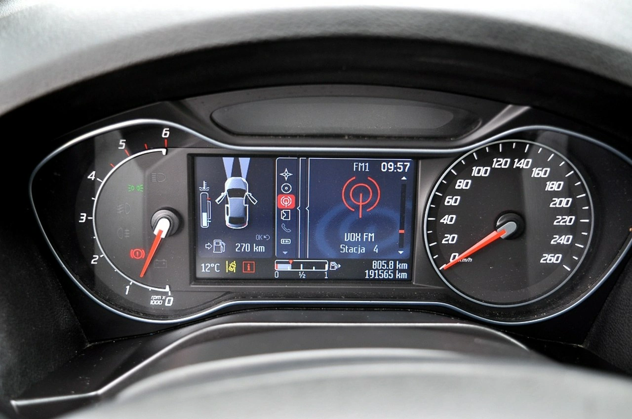 Ford S-Max - Zdjęcie 22