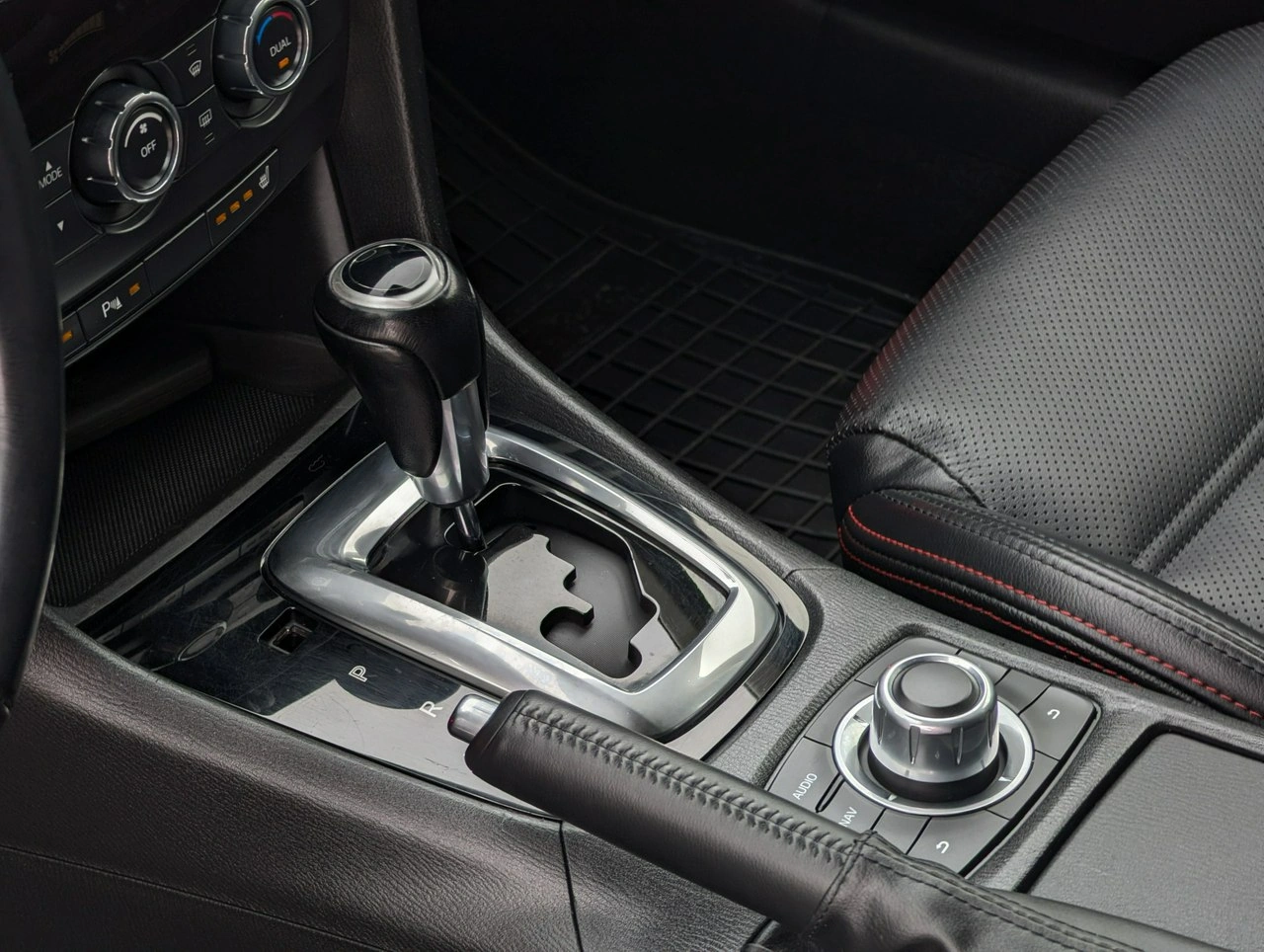 Mazda 6 - Zdjęcie 14