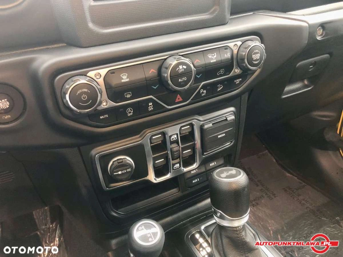 Jeep Wrangler - Zdjęcie 12