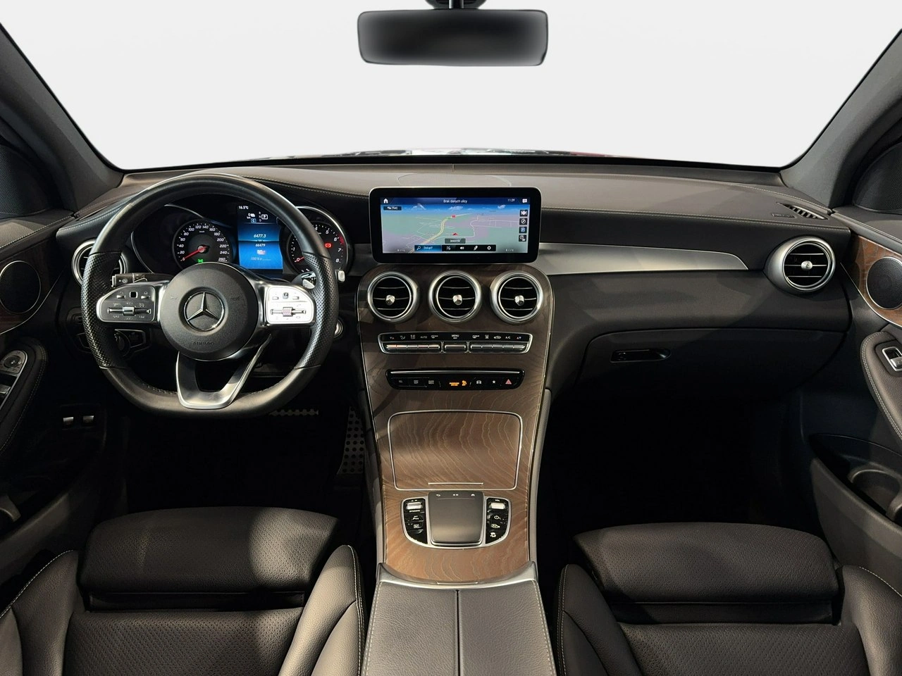 Mercedes GLC 300 - Zdjęcie 17