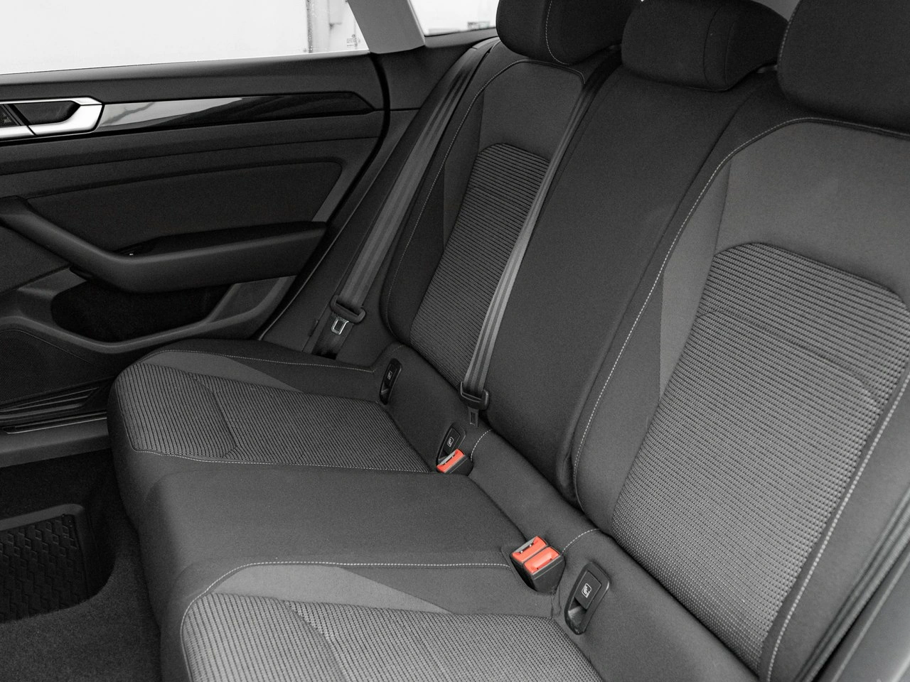 Volkswagen Arteon - Zdjęcie 23