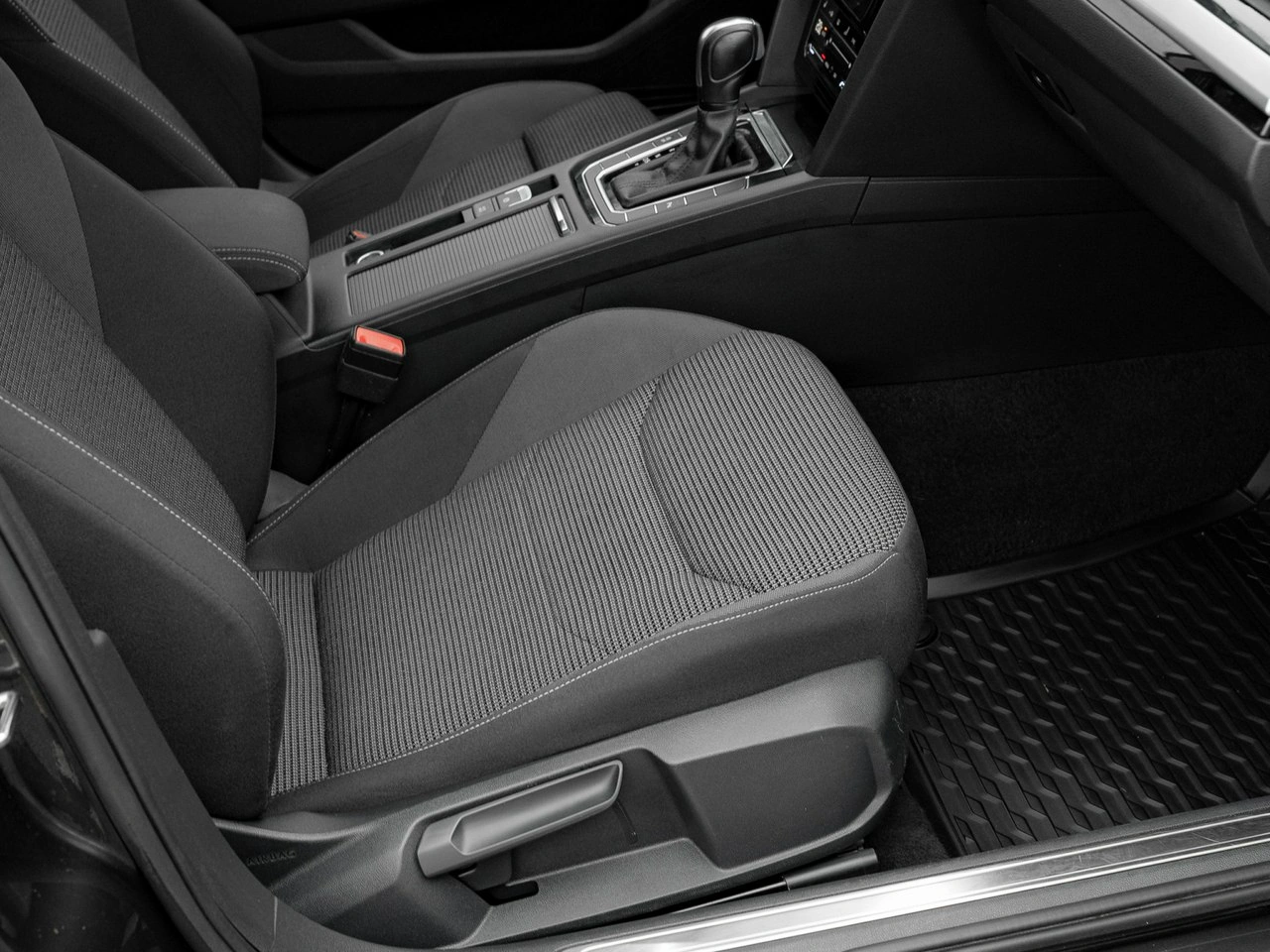 Volkswagen Arteon - Zdjęcie 29