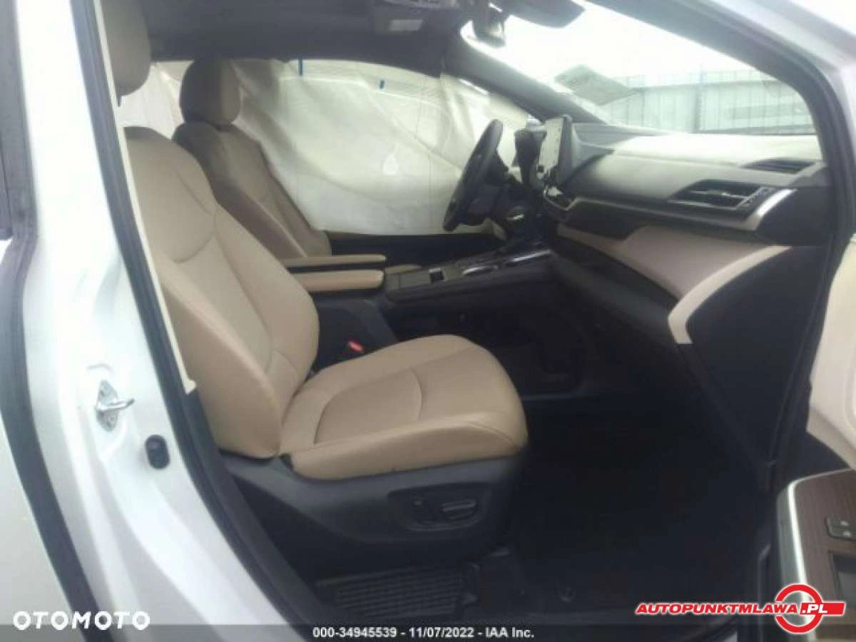 Toyota Sienna - Zdjęcie 4