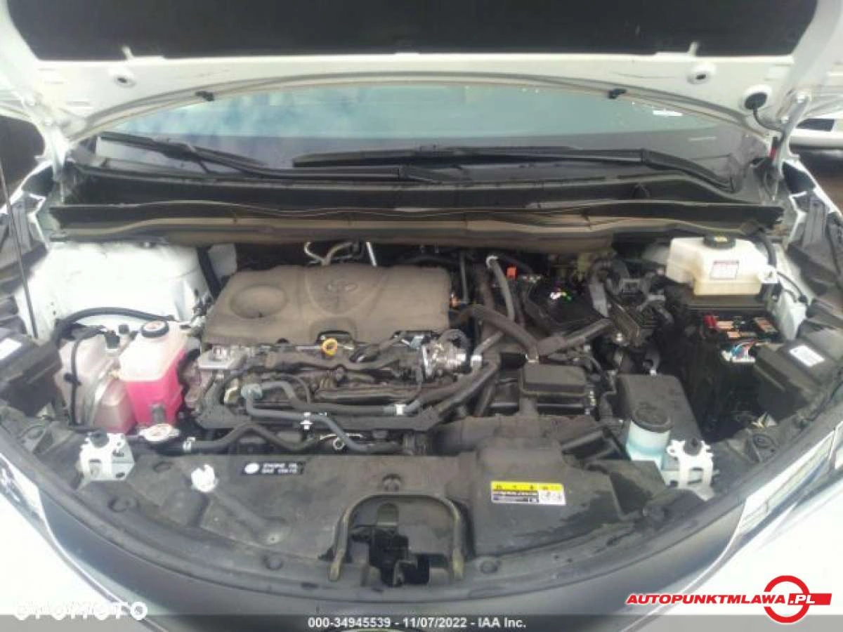 Toyota Sienna - Zdjęcie 9