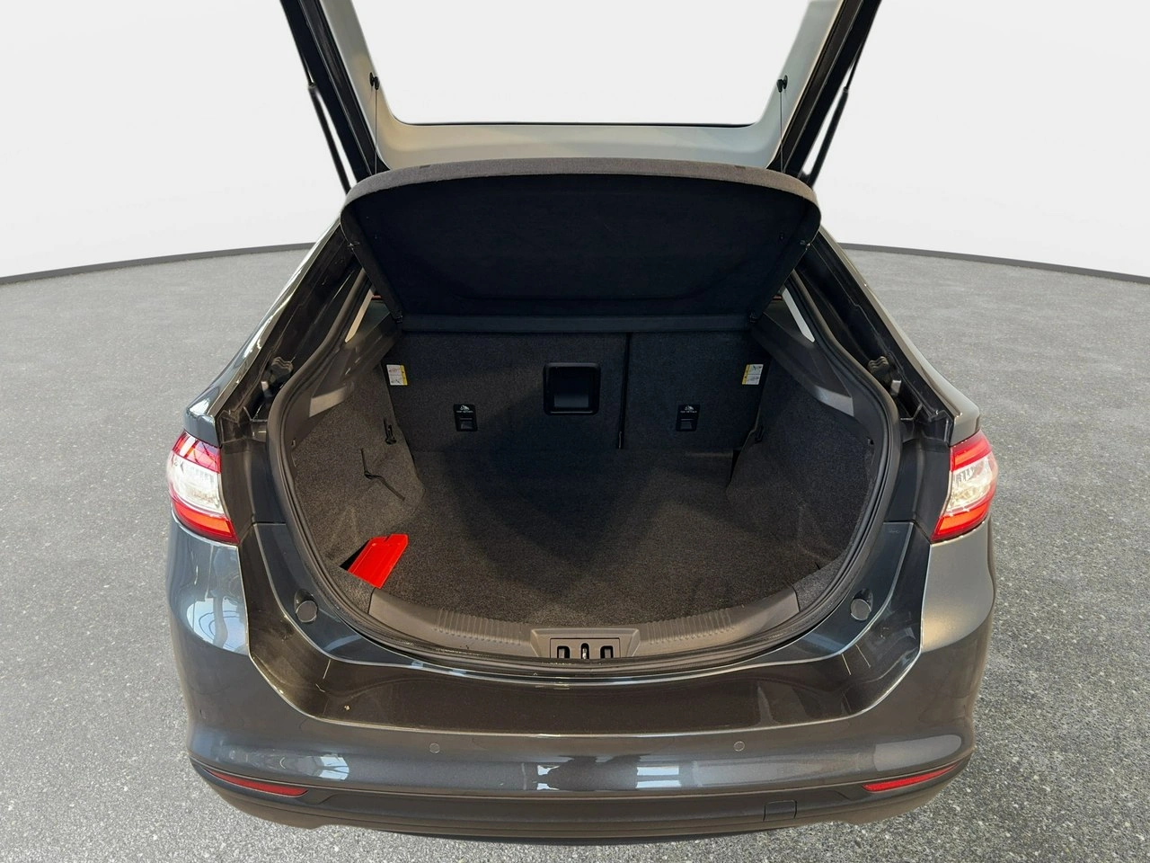 Ford Mondeo - Zdjęcie 11