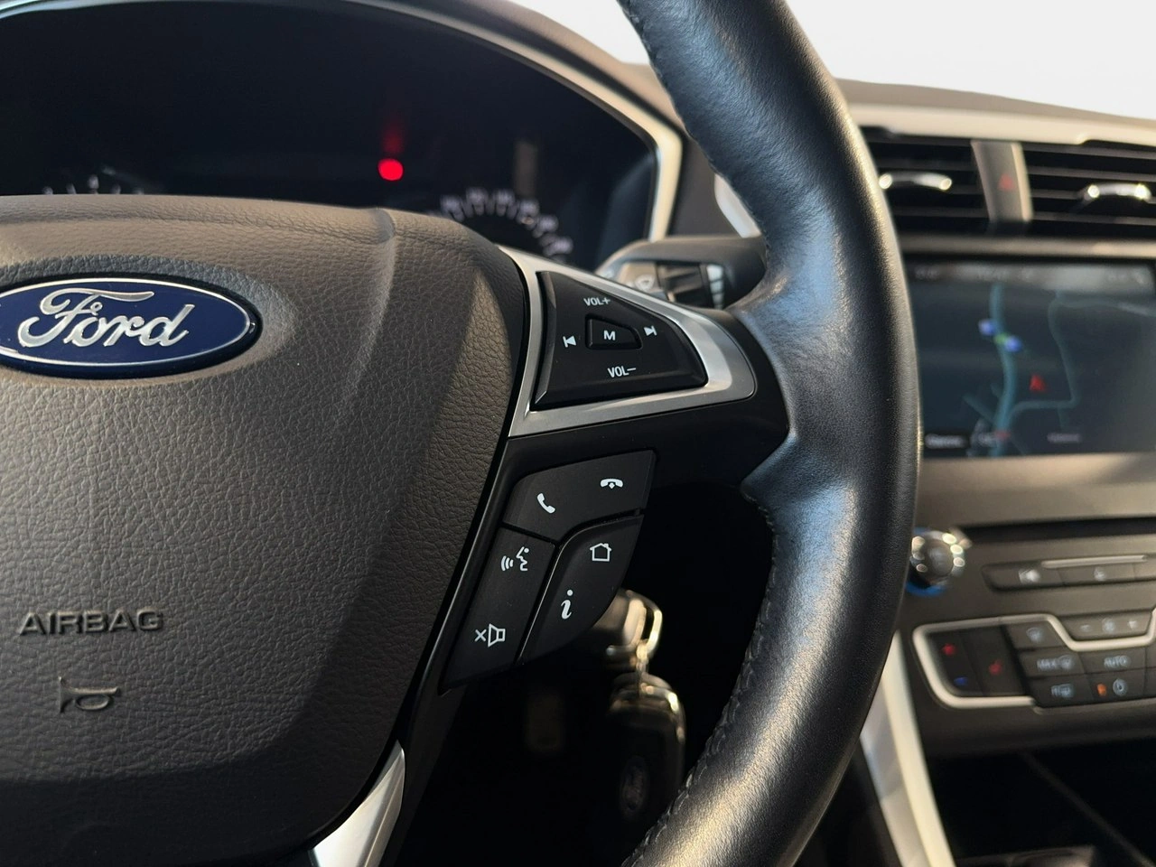 Ford Mondeo - Zdjęcie 20