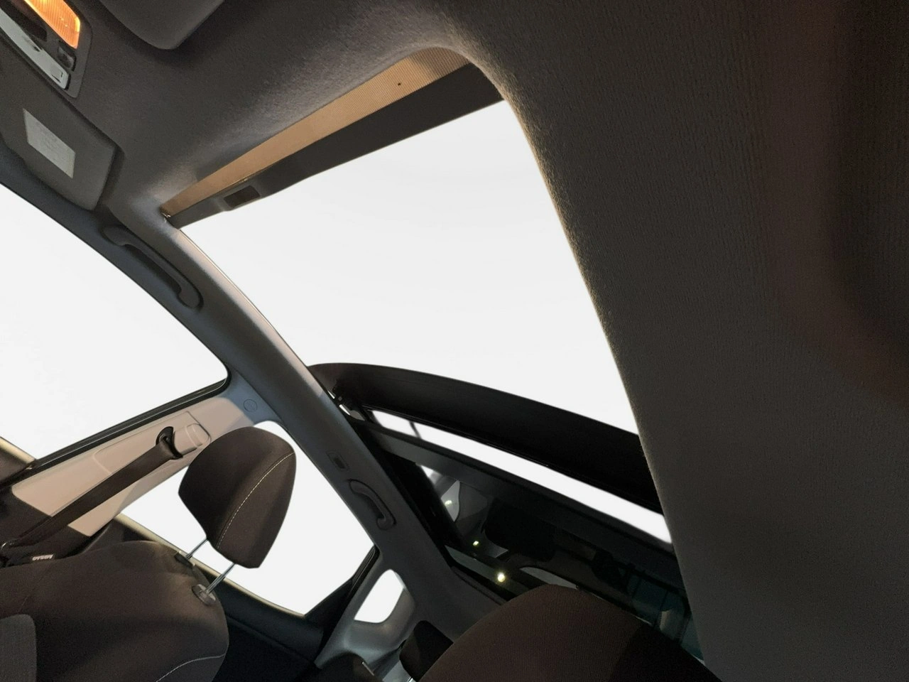 Kia Venga - Zdjęcie 10