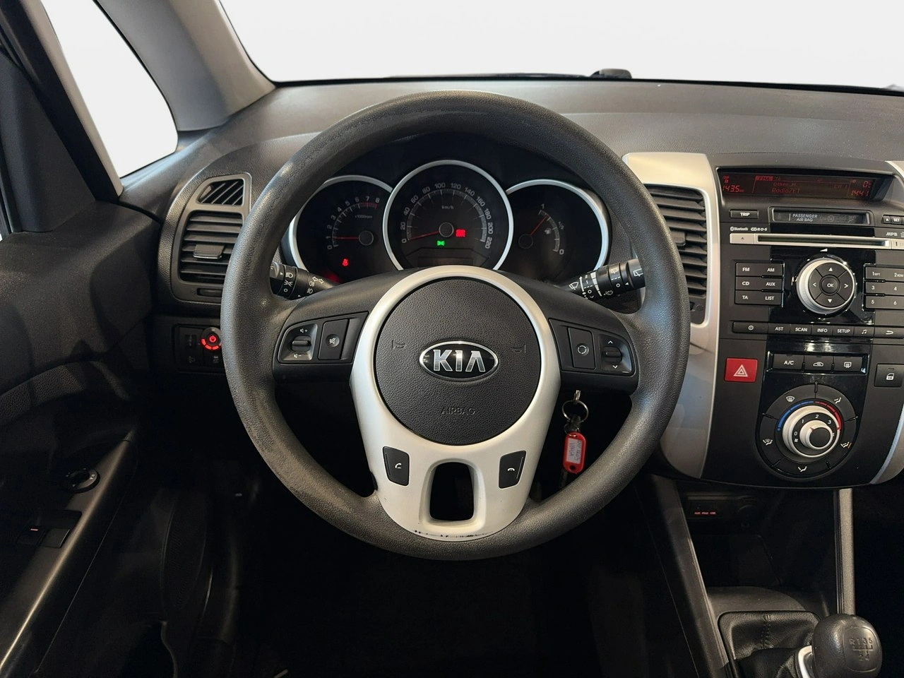 Kia Venga - Zdjęcie 14