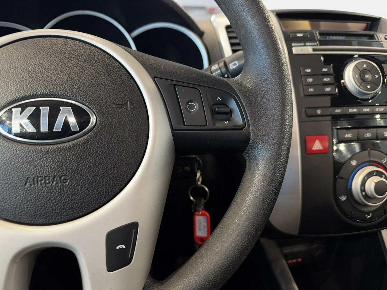 Kia Venga - Zdjęcie 16