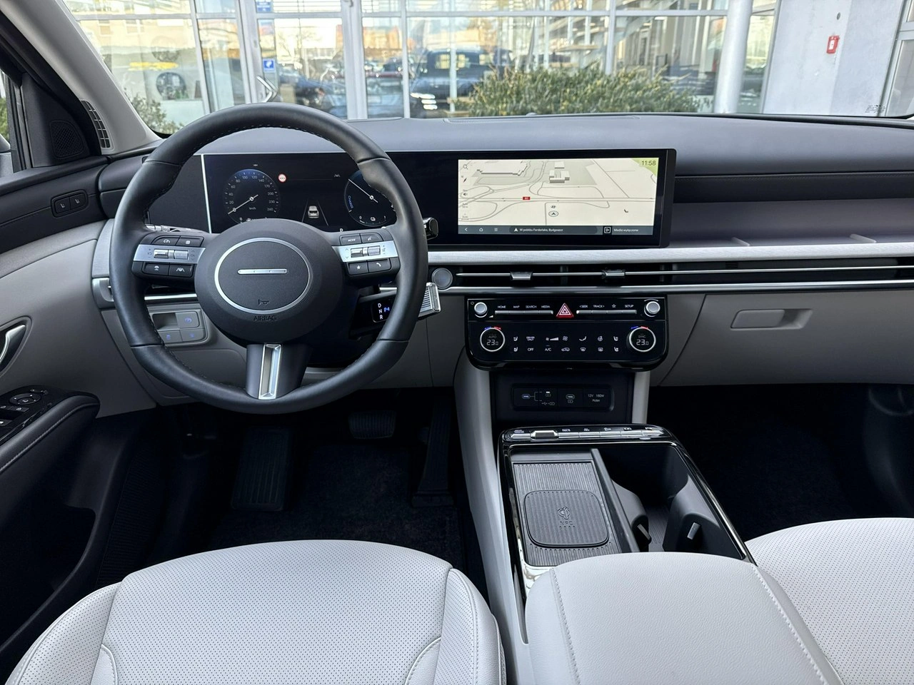 Hyundai Tucson - Zdjęcie 12