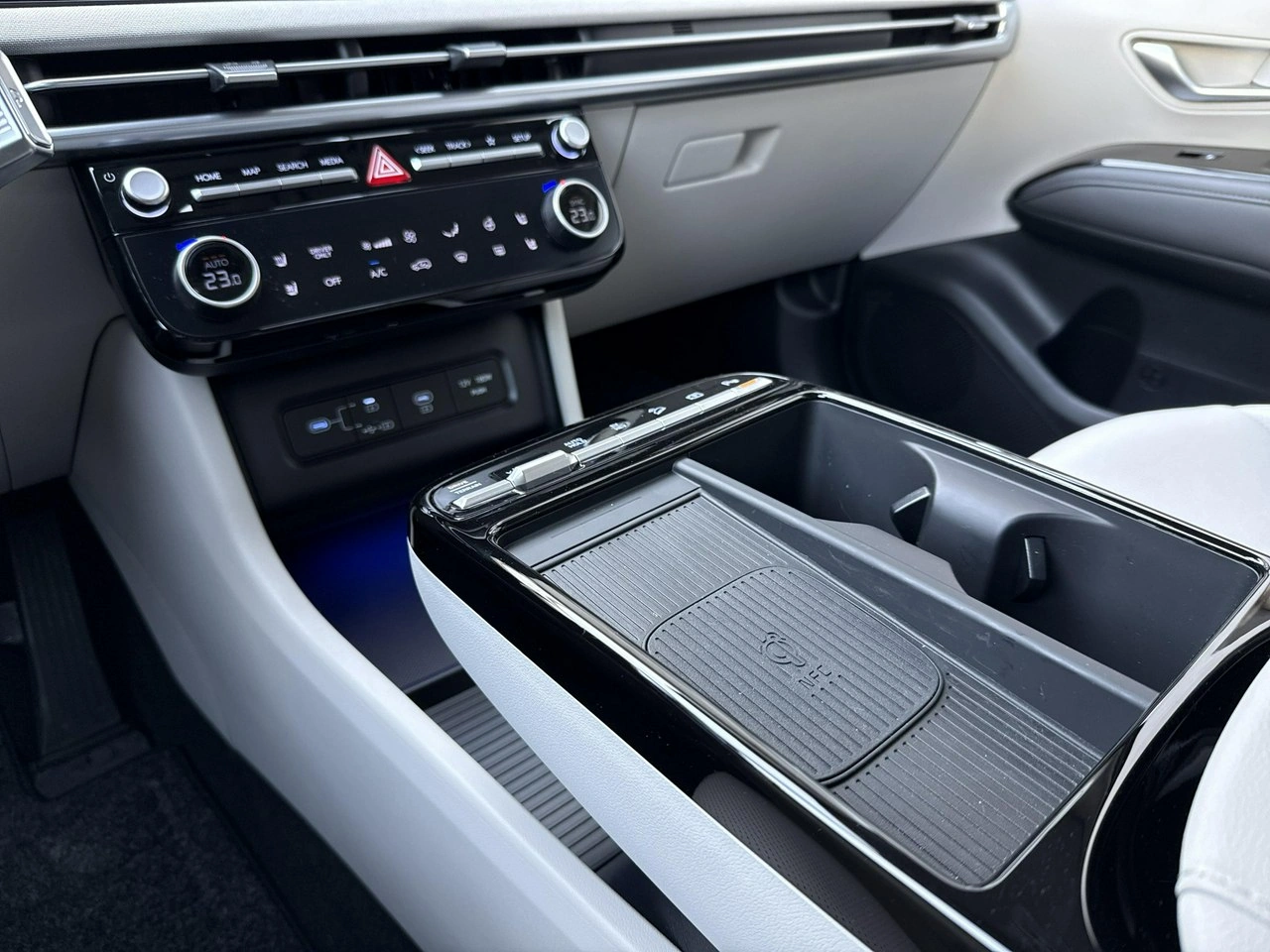 Hyundai Tucson - Zdjęcie 16