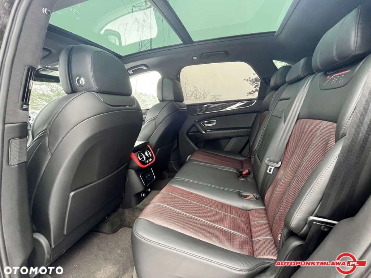 Bentley Bentayga - Zdjęcie 18