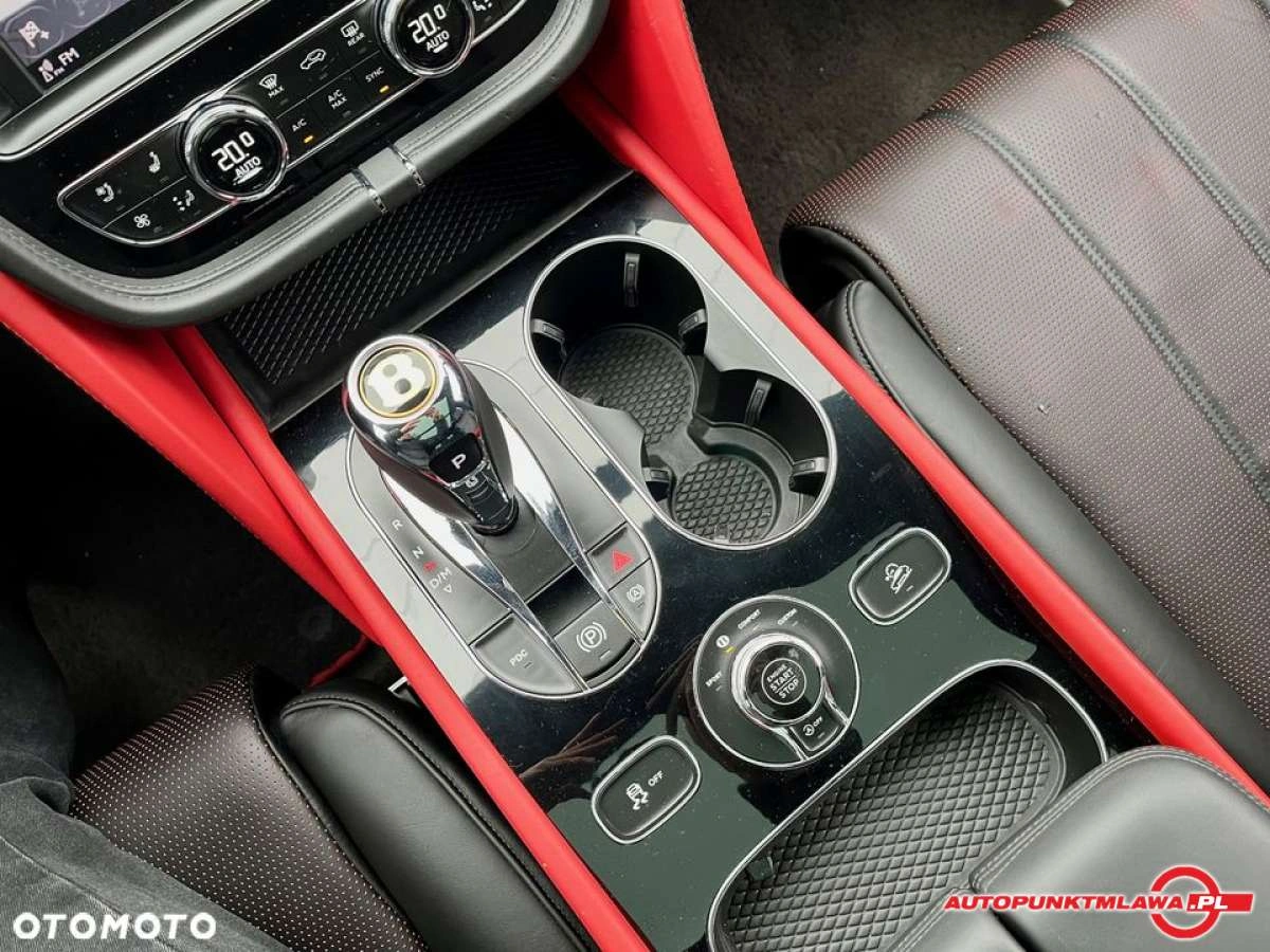 Bentley Bentayga - Zdjęcie 25